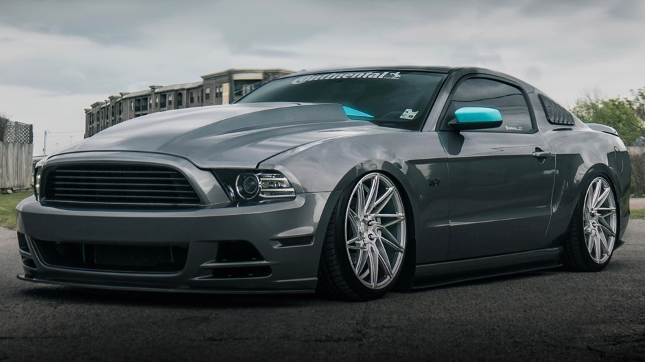 ACE 20" Driven Silver w/ Machine Face Aftermarket Wheels on Bagged Ford Mustang